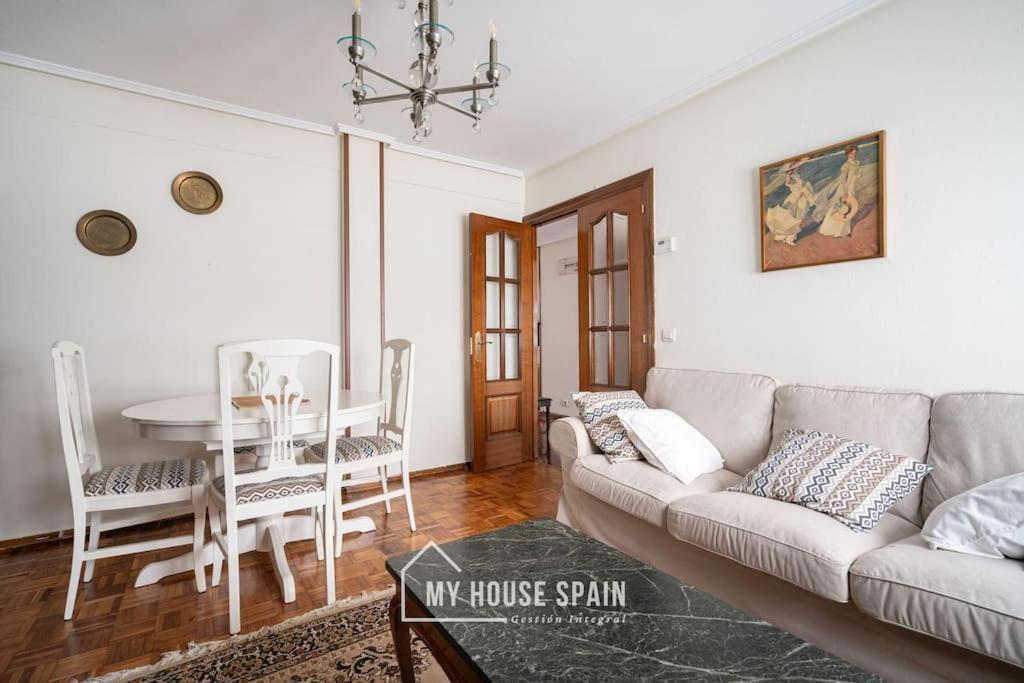 Myhousespain - Piso Centrico Junto A La Playa Хихон Экстерьер фото