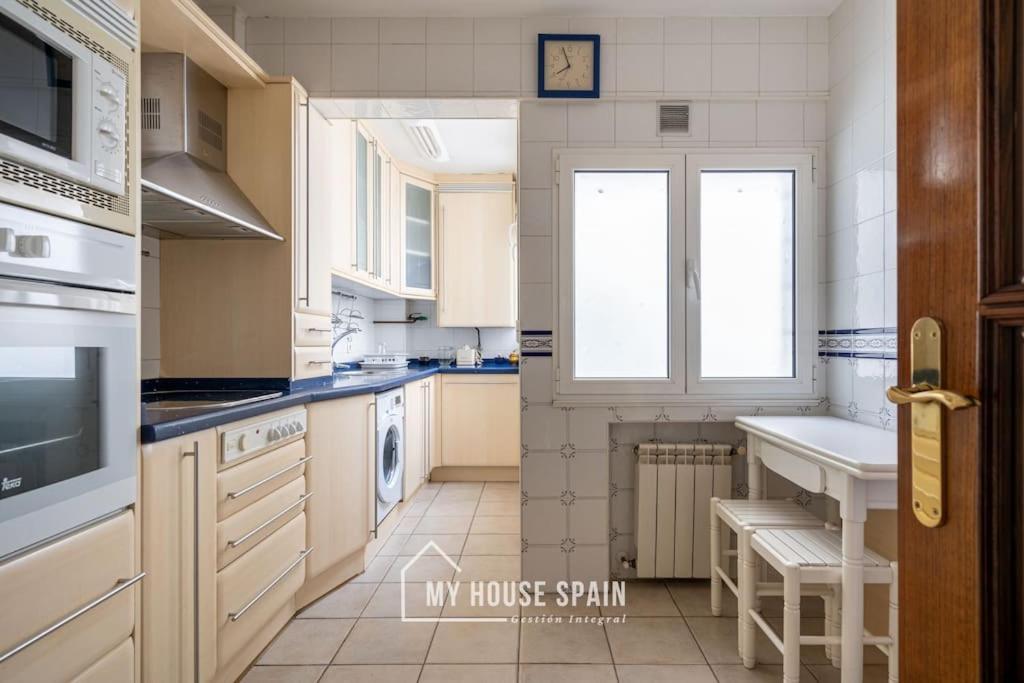 Myhousespain - Piso Centrico Junto A La Playa Хихон Экстерьер фото